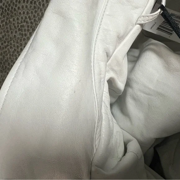 NWT Lamarque Women's White Leather Jacket - Picture 4 of 6